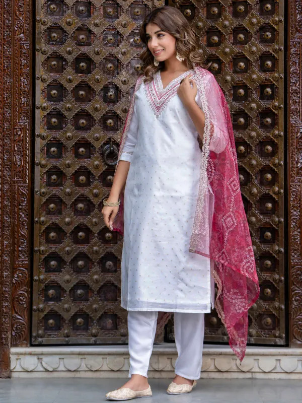 Floral_Embroidered_Chanderi_Silk_V_Neck_Kurta_Trouser_&_Dupatta_Set