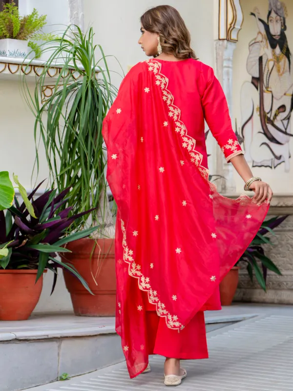 Floral_Embroidered_Silk_Round_Neck_Kurta_Trouser_&_Dupatta_Set