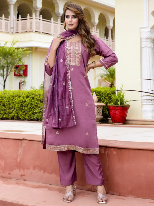 Floral_Embroidered_Silk_Round_Neck_Kurta_Trouser_&_Dupatta_Set