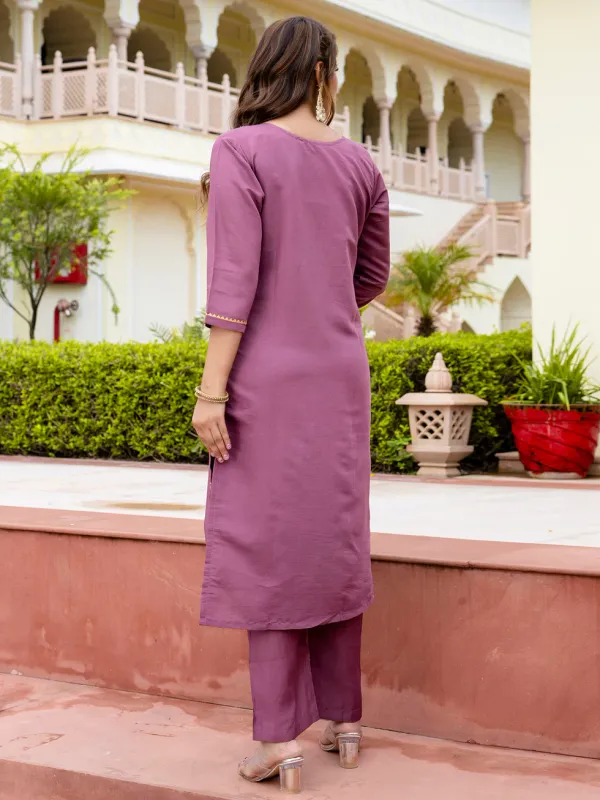 Floral_Embroidered_Silk_Round_Neck_Kurta_Trouser_&_Dupatta_Set