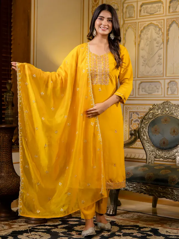 Floral_Embroidered_Silk_Round_Neck_Kurta_Trouser_&_Dupatta_Set