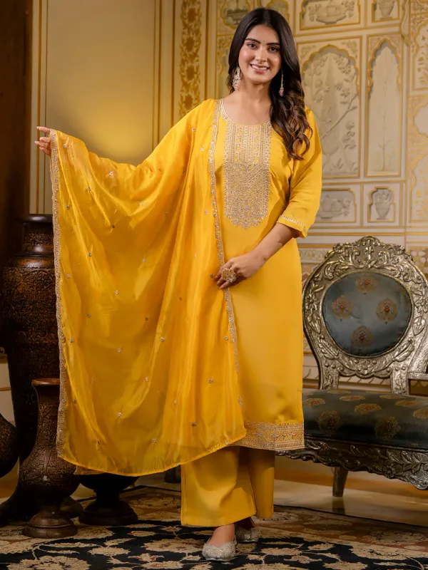Floral_Embroidered_Silk_Round_Neck_Kurta_Trouser_&_Dupatta_Set