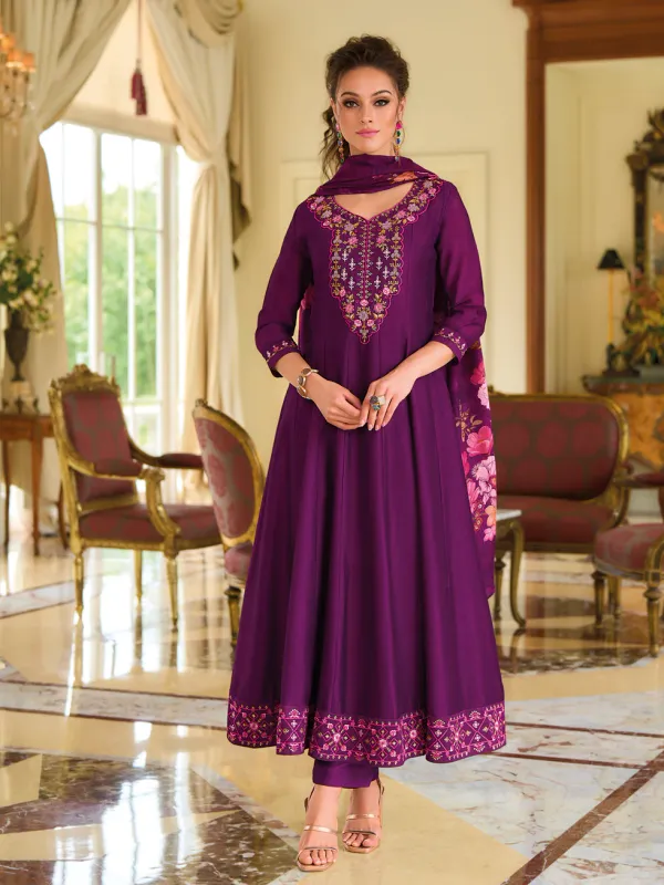 Floral_Embroidered_Silk_Round_Neck_Kurta_Trouser_&_Dupatta_Set
