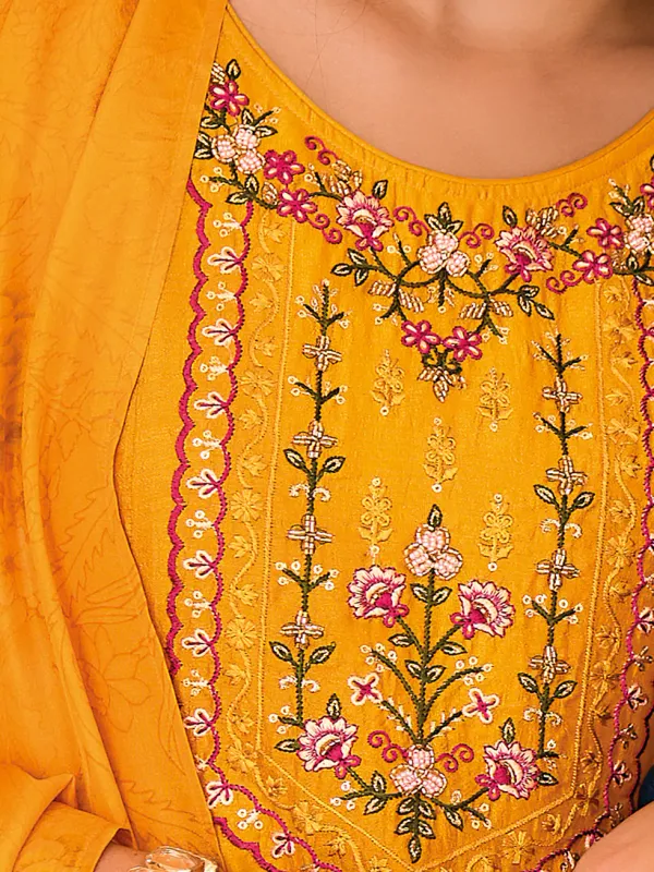 Floral_Embroidered_Silk_Round_Neck_Kurta_Trouser_&_Dupatta_Set