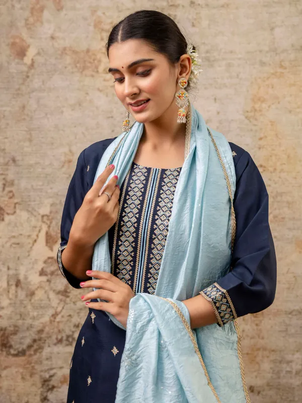 Floral_Embroidered_Silk_Round_Neck_Kurta_Trouser_&_Dupatta_Set
