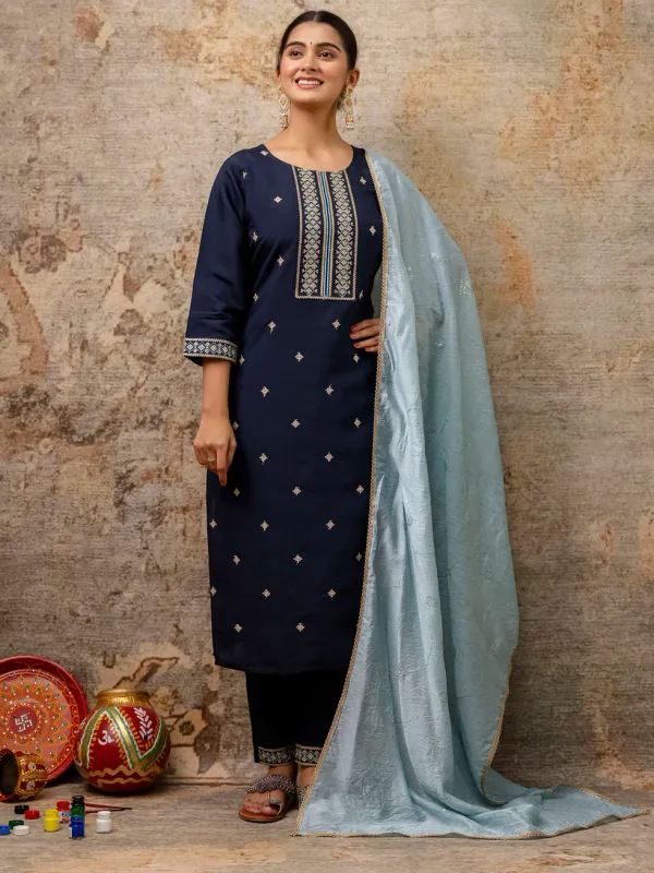 Floral_Embroidered_Silk_Round_Neck_Kurta_Trouser_&_Dupatta_Set