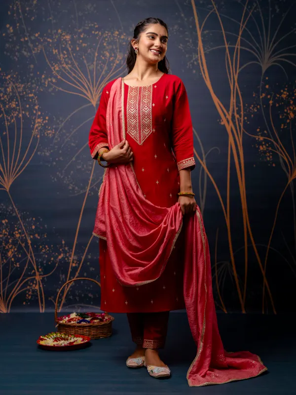 Floral_Embroidered_Silk_Round_Neck_Kurta_Trouser_&_Dupatta_Set