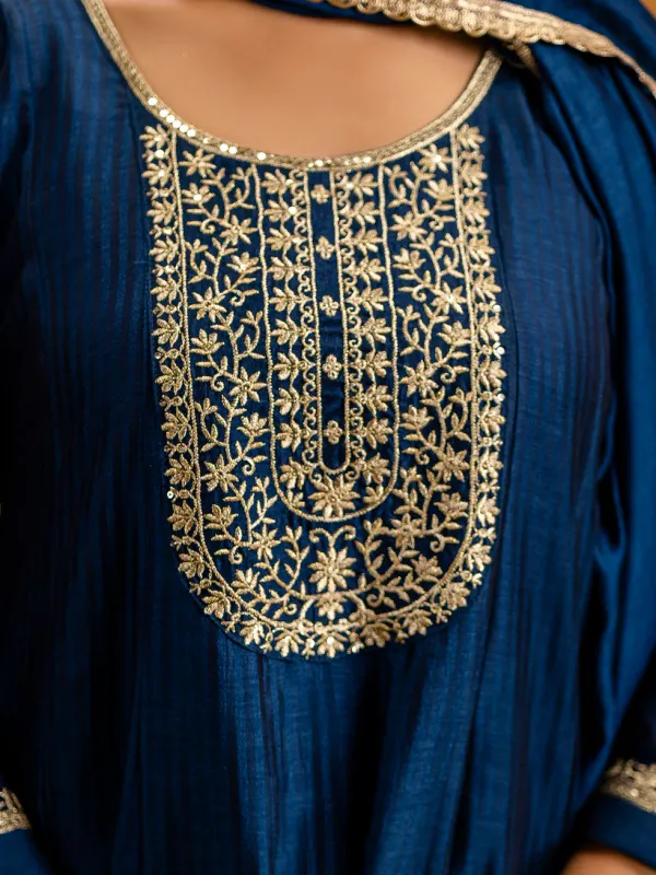 Floral_Embroidered_Silk_Round_Neck_Kurta_Trouser_&_Dupatta_Set