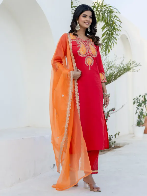 Floral_Embroidered_Pure_Cotton_Round_Neck_Kurta_Trouser_And_Dupatta_Set
