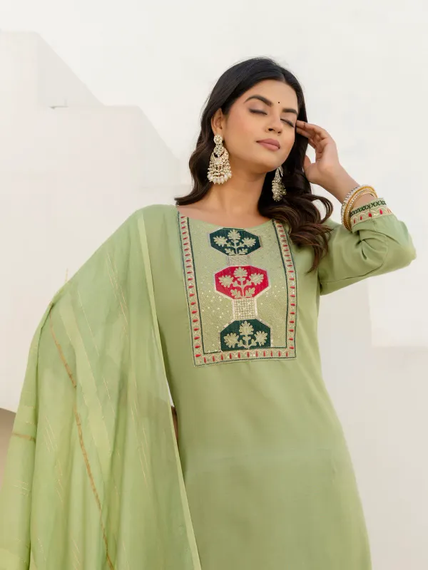Floral_Embroidered_Pure_Cotton_Round_Neck_Kurta_Trouser_And_Dupatta_Set