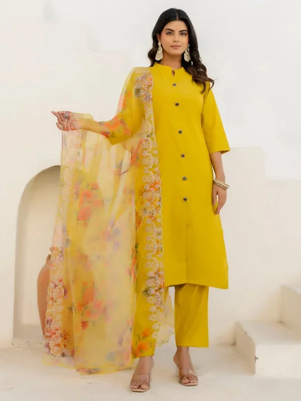 Yellow_Shimmer_Silk_Kurta_Set_with_Embroidered_Organza_Dupatta_for_Women
