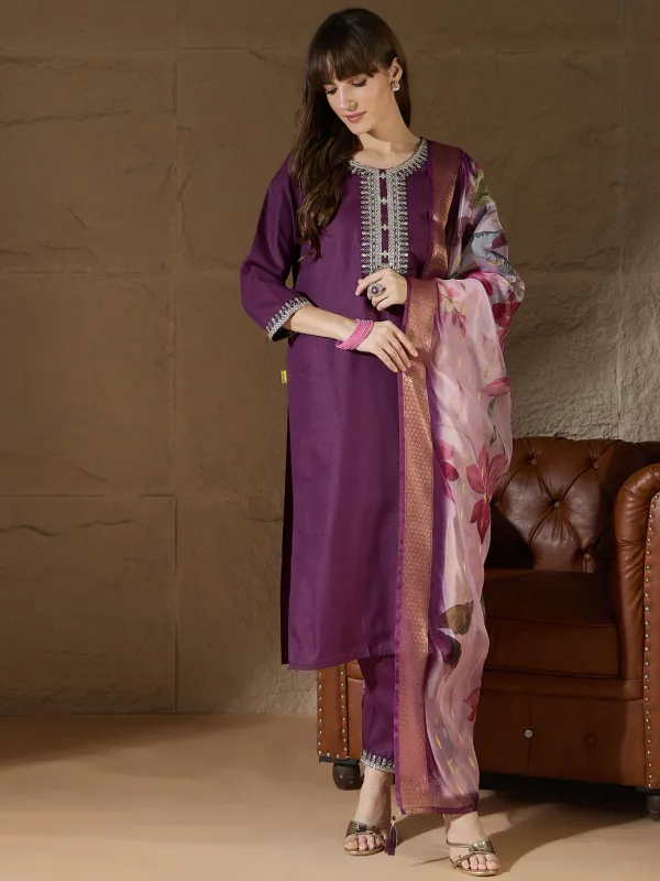 Floral_Embroidered_Pure_Cotton_Round_Neck_Kurta_Trouser_And_Dupatta_Set