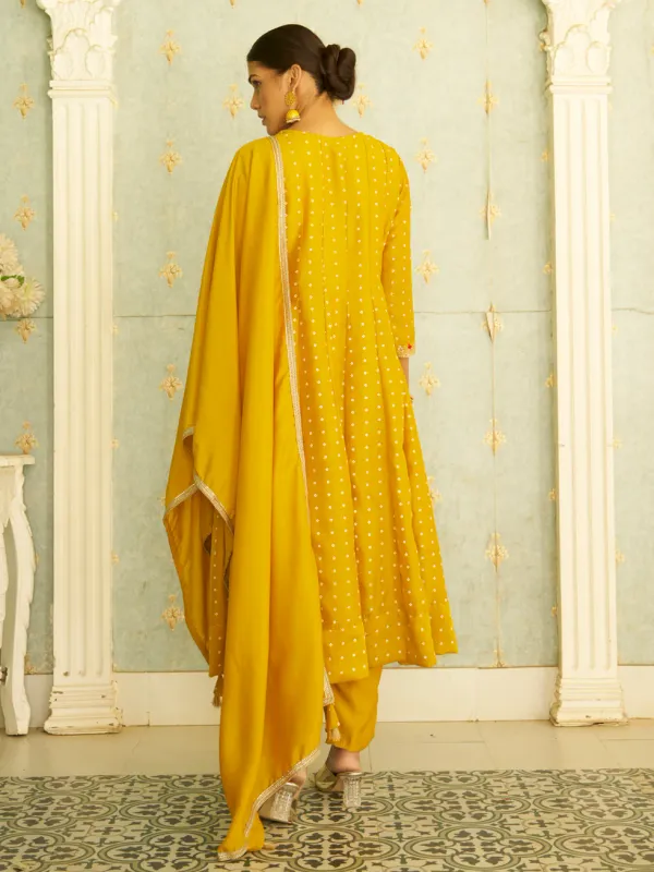 Floral_Embroidered_Silk_Blend_V_Neck_Kurta_Trouser_&_Dupatta_Set