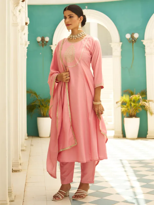 Floral_Embroidered_Silk_Blend_Round_Neck_Kurta_Trouser_&_Dupatta_Set