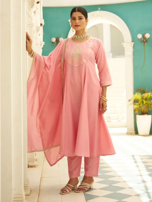 Floral_Embroidered_Silk_Blend_Round_Neck_Kurta_Trouser_&_Dupatta_Set