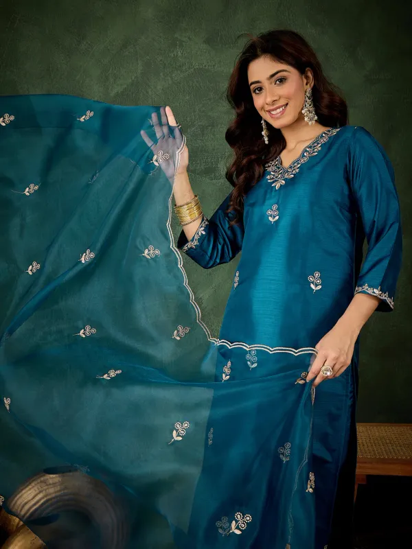 Floral_Embroidered_Silk_V_Neck_Kurta_Trouser_And_Dupatta_Set