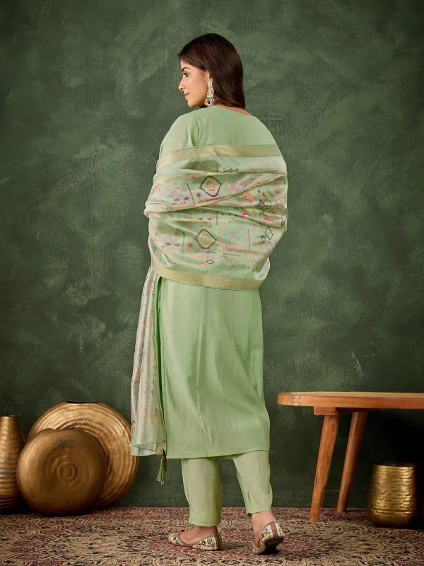 Floral_Embroidered_Silk_Round_Neck_Kurta_Trouser_And_Dupatta_Set