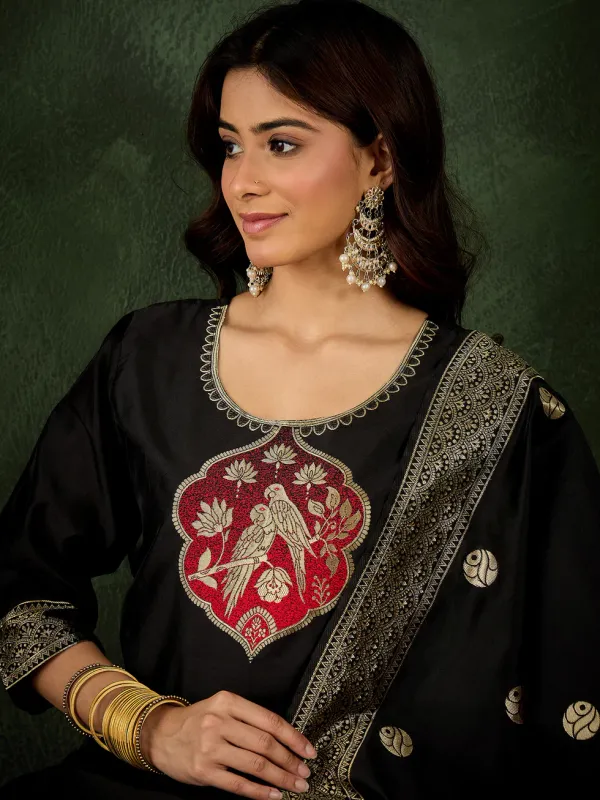 Floral_Embroidered_Silk_Round_Neck_Kurta_Trouser_And_Dupatta_Set