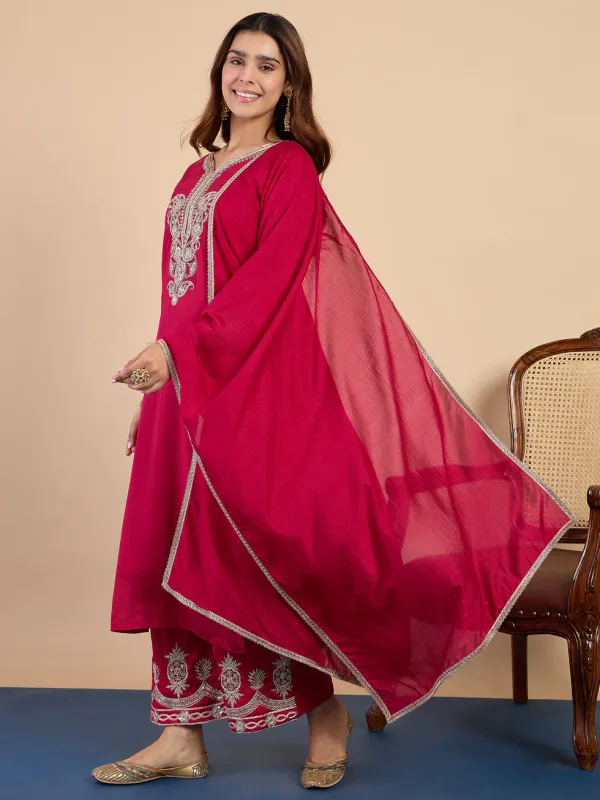 Floral_embroidered_silk_blend_v_neck_Kurta_Trouser_&_Dupatta_Set