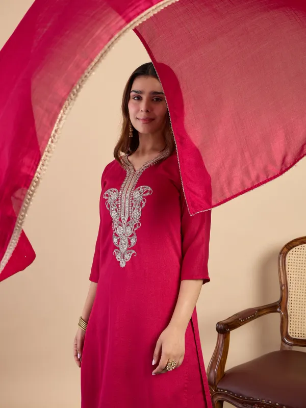 Floral_embroidered_silk_blend_v_neck_Kurta_Trouser_&_Dupatta_Set
