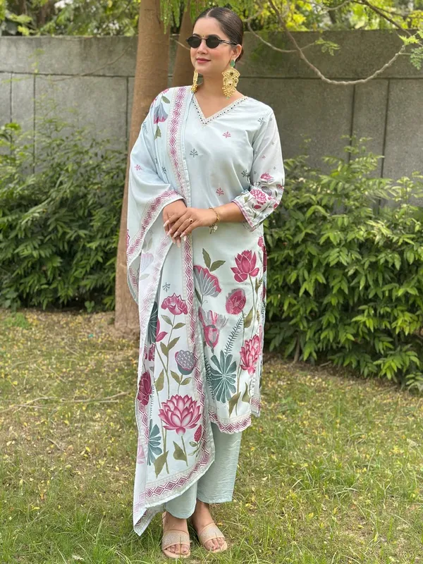 Sky_Blue_Silk_Blend_Digital_Print_Kurta_Set_with_Dupatta_for_Women