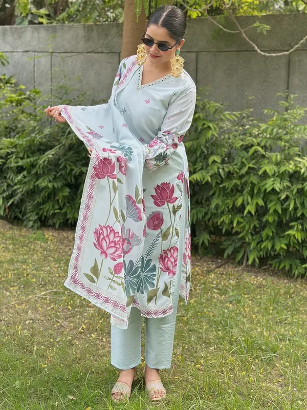 Sky_Blue_Silk_Blend_Digital_Print_Kurta_Set_with_Dupatta_for_Women
