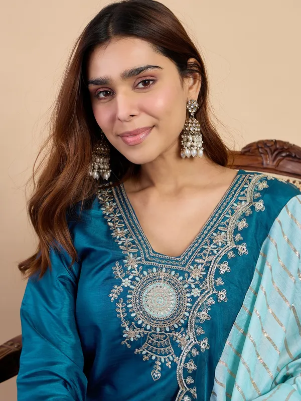 Women�s_Zora_Silk_Kurta_Pant_Set_with_Chanderi_Striped_Dupatta_|