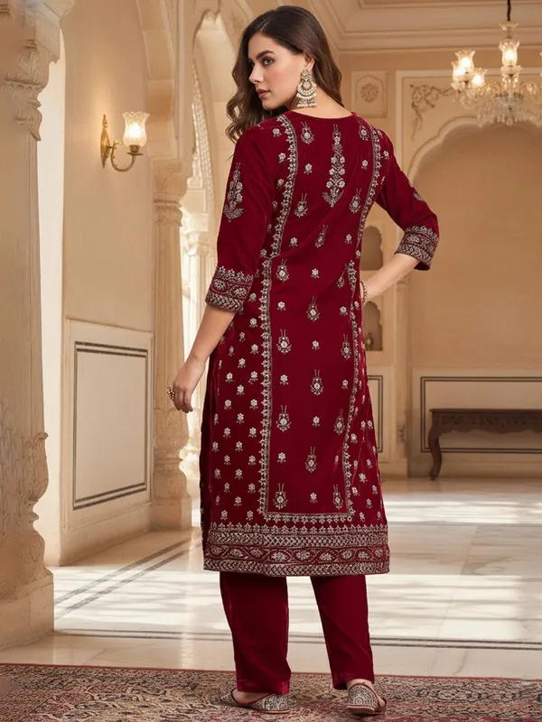 Maroon_Floral_Printed_Velvet_Kurta_Trouser_Set