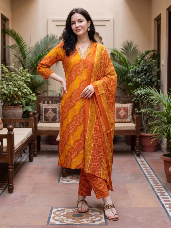 Orange_Printed_Cotton_Blend_Kurta_Trouser_Dupatta_Set