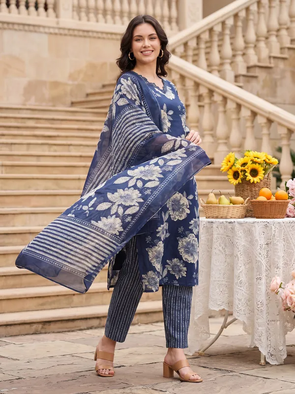 Blue_Printed_Cotton_Blend_Kurta_Trouser_Dupatta_Set