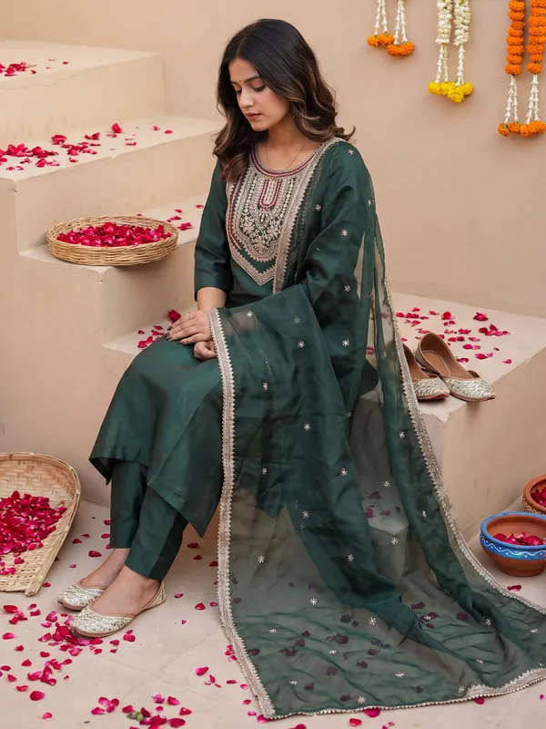 Green_Embroidered_Liva_Kurta_Trouser_Dupatta_Set