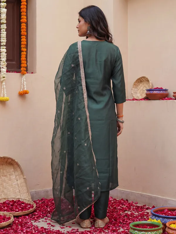 Green_Embroidered_Liva_Kurta_Trouser_Dupatta_Set