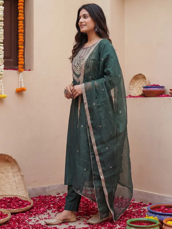 Green_Embroidered_Liva_Kurta_Trouser_Dupatta_Set