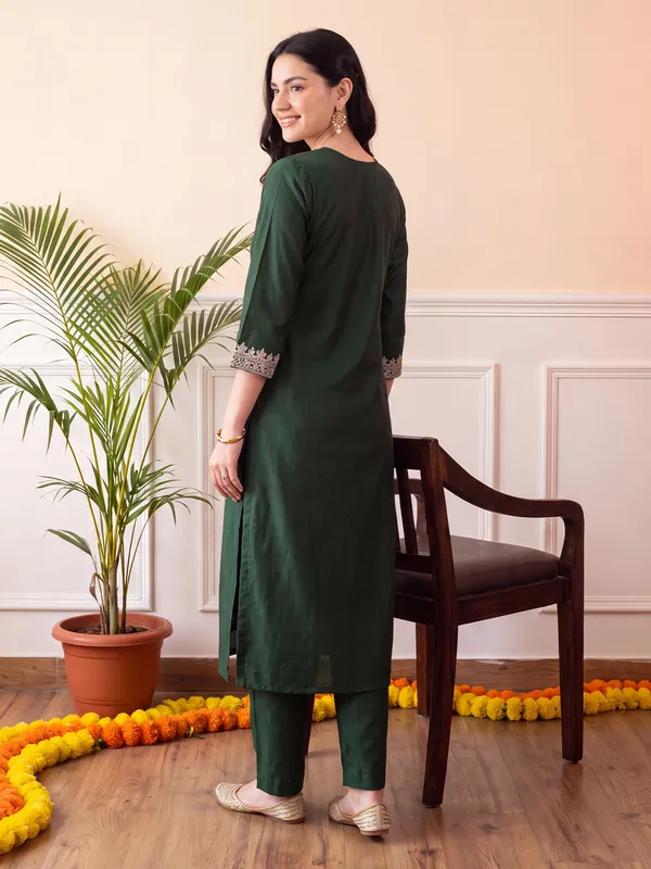 Green_Embroidered_Straight_Kurta_Trousers_With_Dupatta_Set