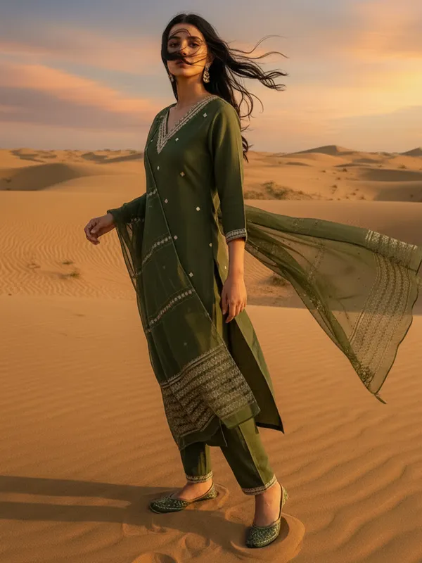 Green_Embroidered_Silk_Blend_Kurta_Trouser_Dupatta_Set