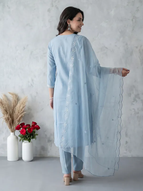 Blue_Embroidered_Silk_Blend_Kurta_Trouser_Dupatta_Set