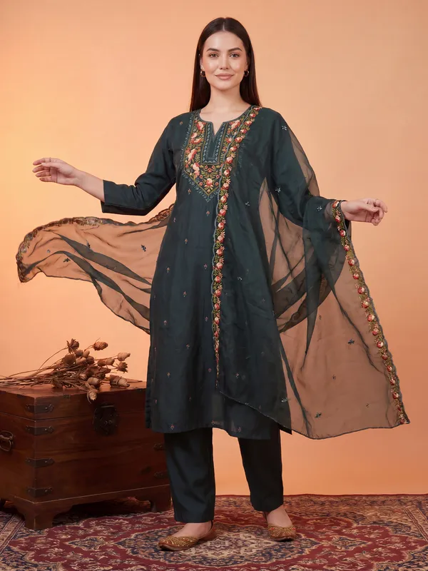 Teal_Embroidered_Silk_Blend_Kurta_Trouser_Dupatta_Set