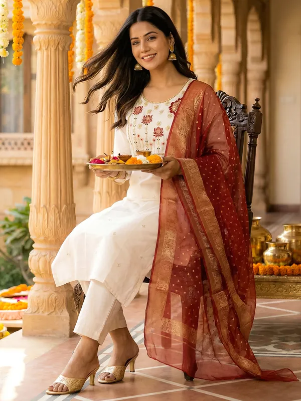 White_Embroidered_Silk_Blend_Kurta_Trouser_Dupatta_Set
