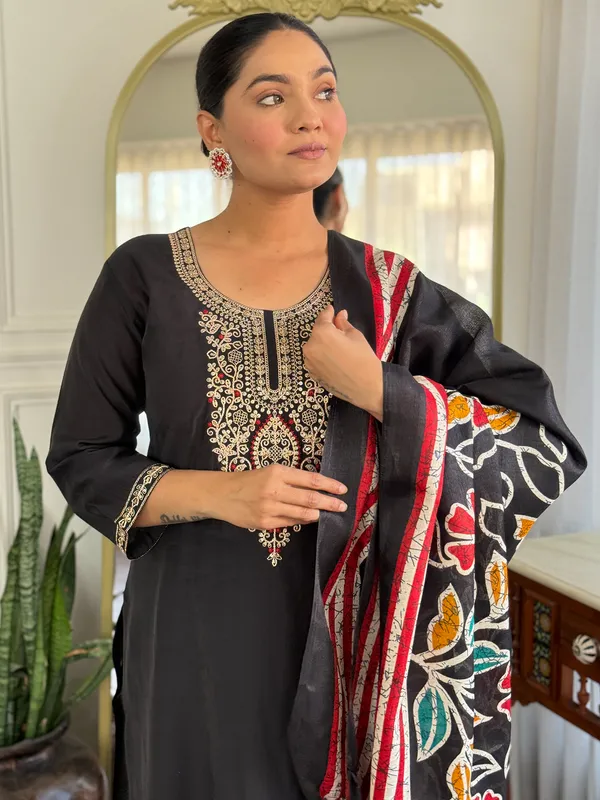 Black_Silk_Blend_Embroidered_Kurta_Trouser_Dupatta_Set