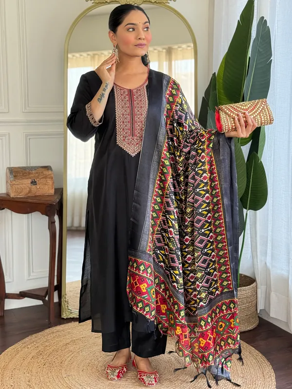 Black_Silk_Blend_Embroidered_Kurta_Trouser_Dupatta_Set