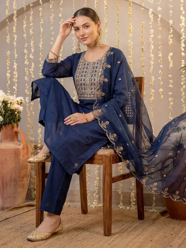 Navy_Blue_Embroidered_Silk_Blend_Kurta_Trouser_Dupatta_Set