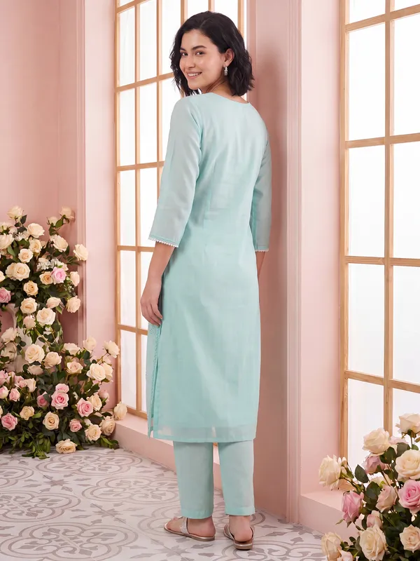 Blue_Embroidered_Silk_Blend_Kurta_Trouser_Dupatta_Set