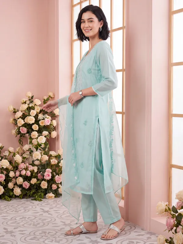 Blue_Embroidered_Silk_Blend_Kurta_Trouser_Dupatta_Set