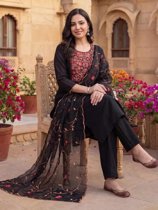 Black_Embroidered_Straight_Kurta_Trousers_With_Dupatta_Set