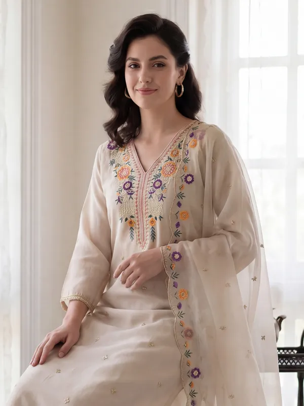 Beige_Embroidered_Silk_Blend_Kurta_Trouser_Dupatta_Set