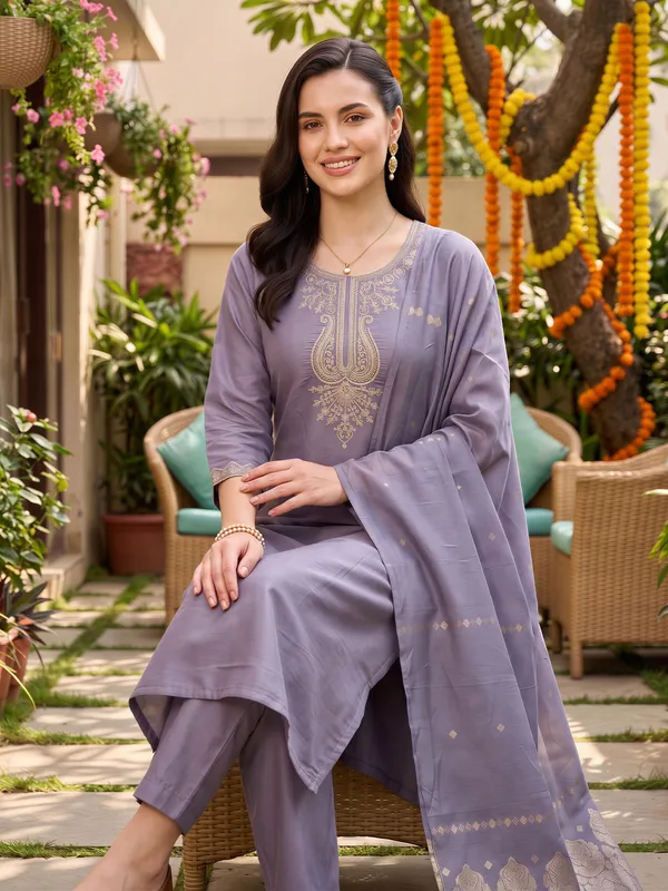Lavender_Embroidered_Straight_Kurta_Trousers_With_Dupatta_Set