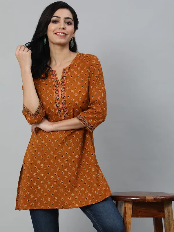 Mustard__Pure_Cotton_Printed_Tunic_For_Women