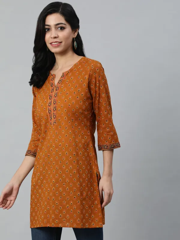 Mustard__Pure_Cotton_Printed_Tunic_For_Women