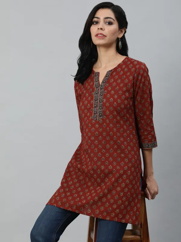 Maroon__Pure_Cotton_Printed_Tunic_For_Women