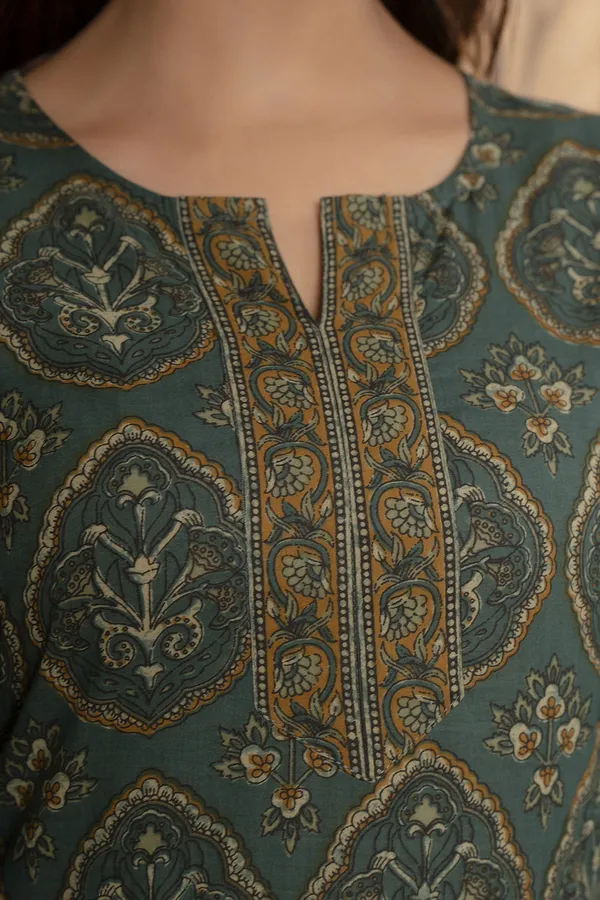 Green__Pure_Cotton_Printed_Tunic_For_Women